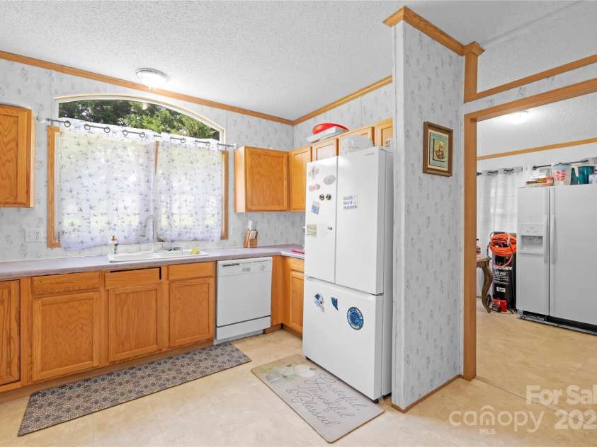 101 Titanium Drive, Statesville, NC 28625.  MLS# CAR4278756, YatesRealty ID 27505. 