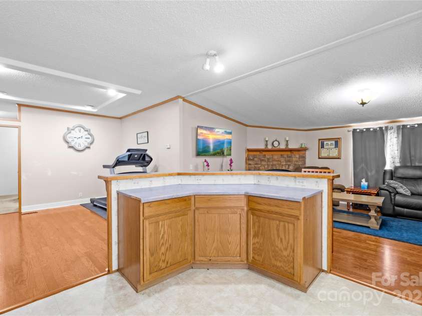 101 Titanium Drive, Statesville, NC 28625.  MLS# CAR4278756, YatesRealty ID 27505. 