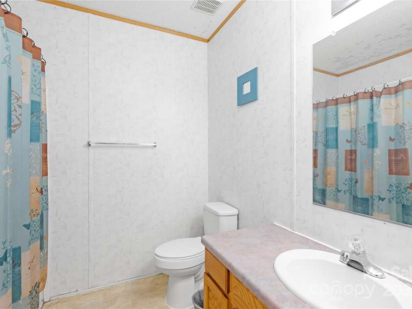 101 Titanium Drive, Statesville, NC 28625.  MLS# CAR4278756, YatesRealty ID 27505. 