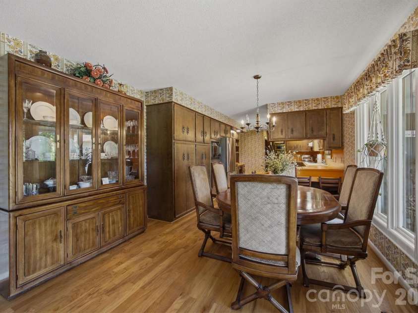 2718 Arden Drive, Lenoir, NC 28645.  MLS# CAR4377274, YatesRealty ID 27506. 