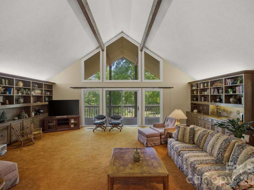 2718 Arden Drive, Lenoir, NC 28645.  MLS# CAR4377274, YatesRealty ID 27506. 