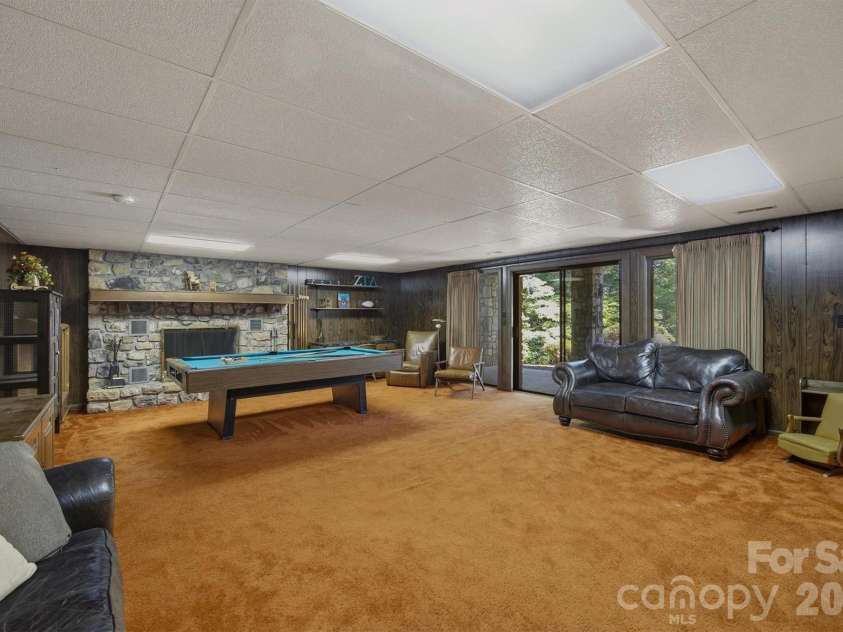 2718 Arden Drive, Lenoir, NC 28645.  MLS# CAR4377274, YatesRealty ID 27506. 