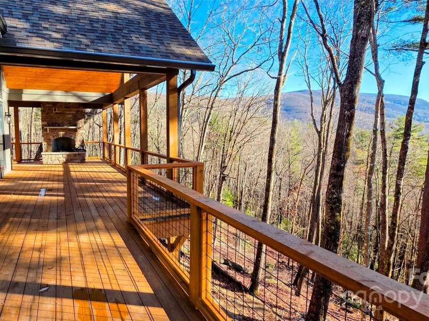 305 Easy Springs Road, Sapphire, NC 28774.  MLS# CAR4276940, YatesRealty ID 27506. 