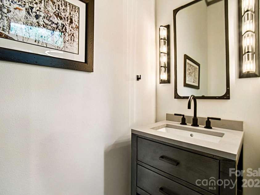 35 Creekside Village Court, Sapphire, NC 28774.  MLS# CAR4279036, YatesRealty ID 27508. 