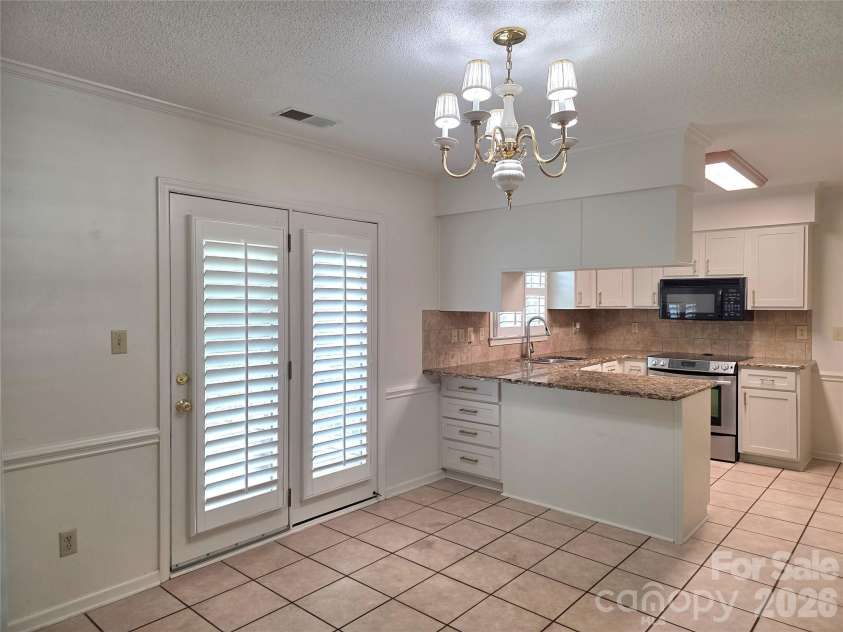 687 A Carlton Drive, Gastonia, NC 28054.  MLS# CAR4387963, YatesRealty ID 27508. 