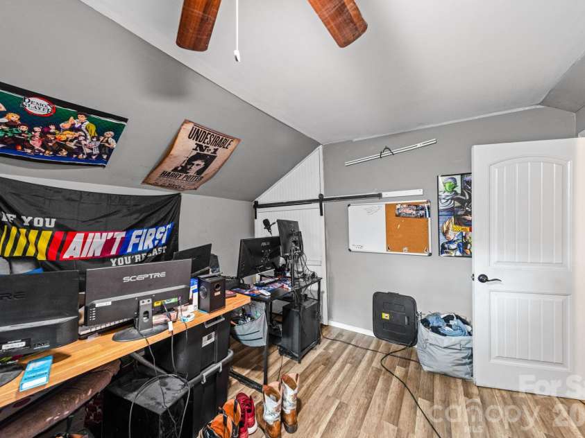 116 4th Avenue, Gastonia, NC 28052.  MLS# CAR4378737, YatesRealty ID 27509. 