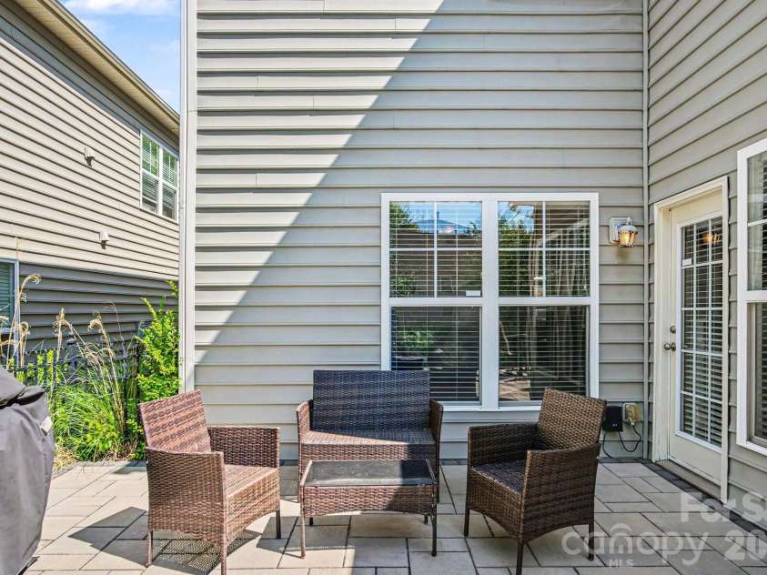 8435 Whitehawk Hill Road, Waxhaw, NC 28173.  MLS# CAR4381590, YatesRealty ID 27511. 