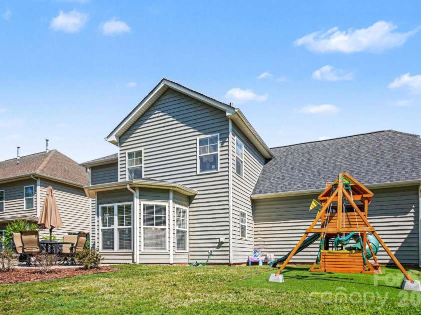 8435 Whitehawk Hill Road, Waxhaw, NC 28173.  MLS# CAR4381590, YatesRealty ID 27511. 