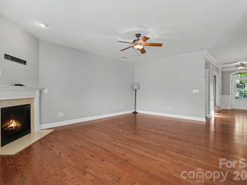 8435 Whitehawk Hill Road, Waxhaw, NC 28173.  MLS# CAR4381590, YatesRealty ID 27511. 