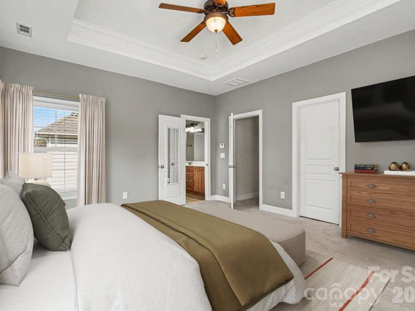 8435 Whitehawk Hill Road, Waxhaw, NC 28173.  MLS# CAR4381590, YatesRealty ID 27511. 