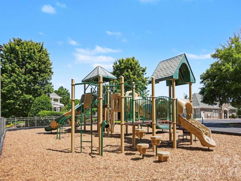 8435 Whitehawk Hill Road, Waxhaw, NC 28173.  MLS# CAR4381590, YatesRealty ID 27511. Community Playset