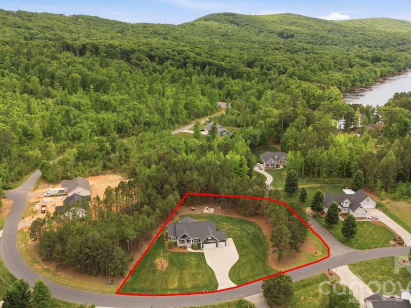 314 Potters Landing, Denton, NC 27239.  MLS# CAR4373532, YatesRealty ID 27512. 