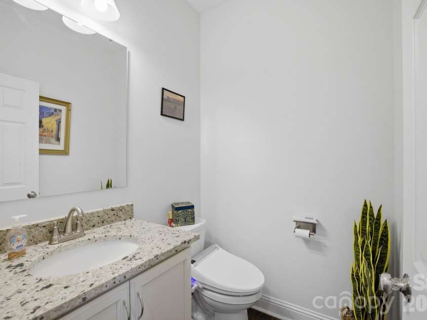 314 Potters Landing, Denton, NC 27239.  MLS# CAR4373532, YatesRealty ID 27512. 