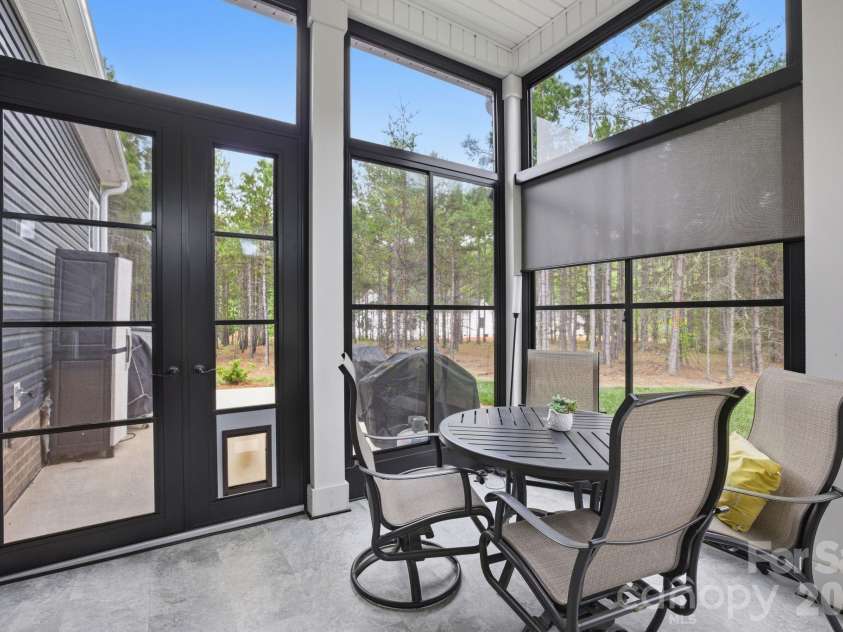 314 Potters Landing, Denton, NC 27239.  MLS# CAR4373532, YatesRealty ID 27512. 
