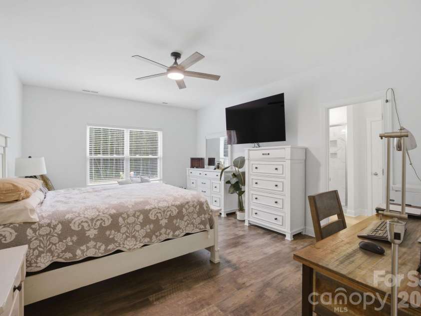 314 Potters Landing, Denton, NC 27239.  MLS# CAR4373532, YatesRealty ID 27512. 