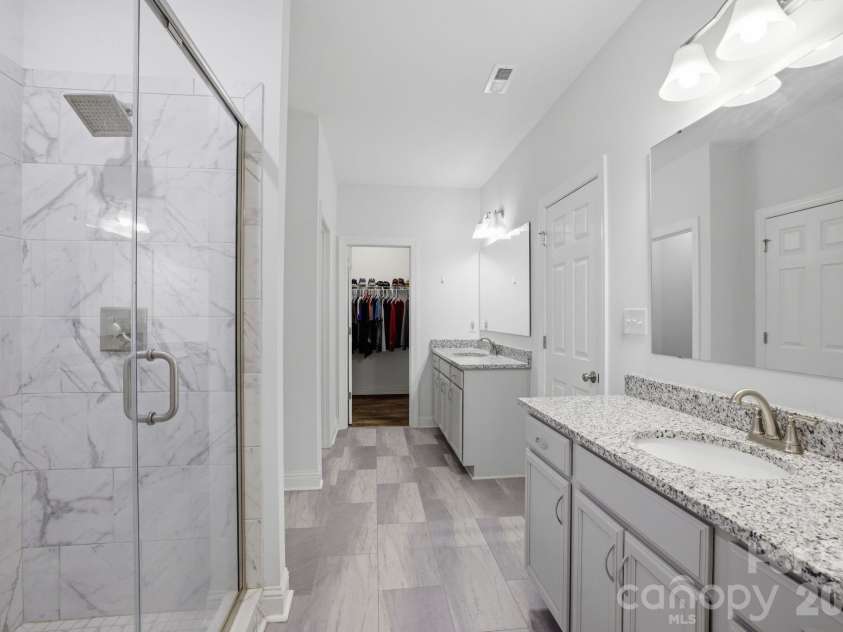 314 Potters Landing, Denton, NC 27239.  MLS# CAR4373532, YatesRealty ID 27512. 