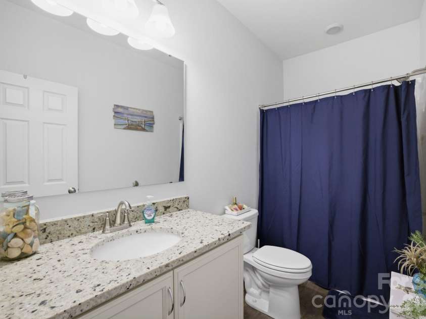 314 Potters Landing, Denton, NC 27239.  MLS# CAR4373532, YatesRealty ID 27512. 