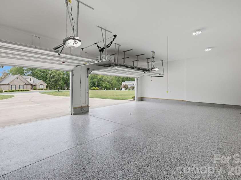 314 Potters Landing, Denton, NC 27239.  MLS# CAR4373532, YatesRealty ID 27512. 