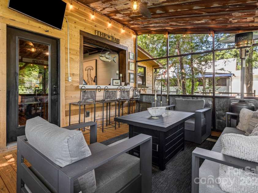 362 Spring Street, Hot Springs, NC 28743.  MLS# CAR4279244, YatesRealty ID 27512. 