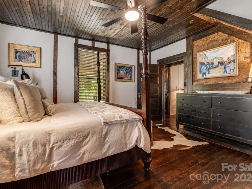 362 Spring Street, Hot Springs, NC 28743.  MLS# CAR4279244, YatesRealty ID 27512. 