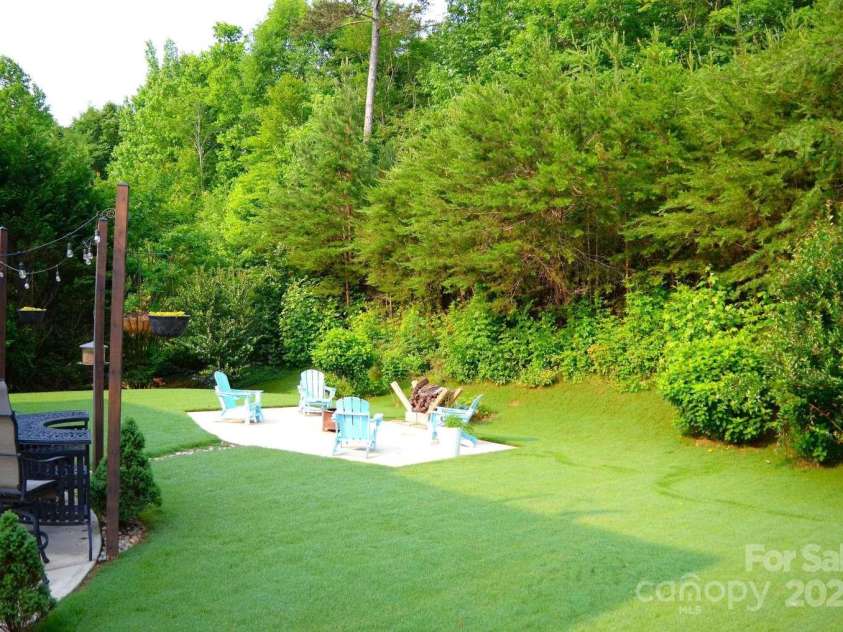 7170 Kenyon Drive, Denver, NC 28037.  MLS# CAR4266073, YatesRealty ID 27513. 