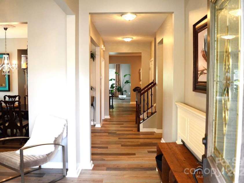 7170 Kenyon Drive, Denver, NC 28037.  MLS# CAR4266073, YatesRealty ID 27513. 