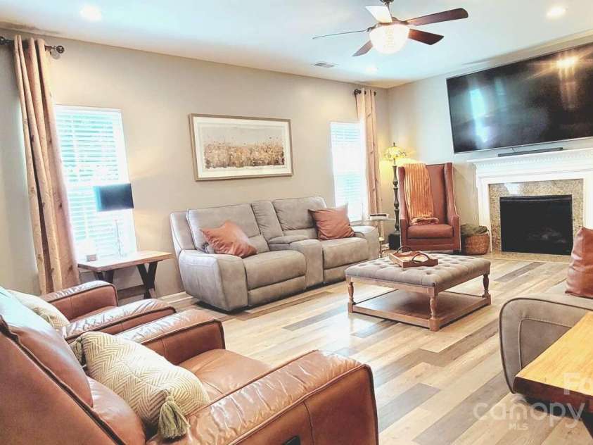 7170 Kenyon Drive, Denver, NC 28037.  MLS# CAR4266073, YatesRealty ID 27513. 