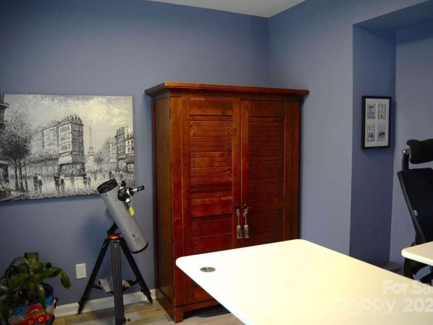 7170 Kenyon Drive, Denver, NC 28037.  MLS# CAR4266073, YatesRealty ID 27513. 