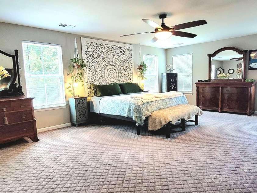 7170 Kenyon Drive, Denver, NC 28037.  MLS# CAR4266073, YatesRealty ID 27513. 