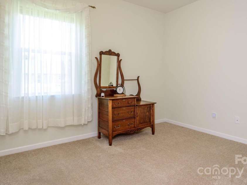 132 Half Moon Trail, Hendersonville, NC 28792.  MLS# CAR4270377, YatesRealty ID 27514. 