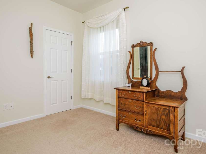 132 Half Moon Trail, Hendersonville, NC 28792.  MLS# CAR4270377, YatesRealty ID 27514. 