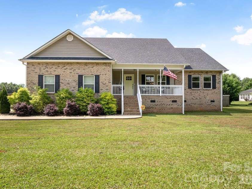 267 Church Street, McConnells, SC 29726.  MLS# CAR4388092, YatesRealty ID 27515. 