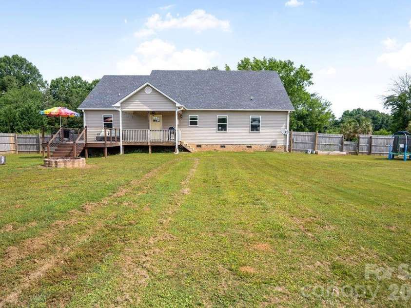267 Church Street, McConnells, SC 29726.  MLS# CAR4388092, YatesRealty ID 27515. 
