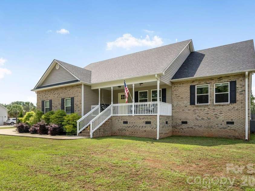 267 Church Street, McConnells, SC 29726.  MLS# CAR4388092, YatesRealty ID 27515. 