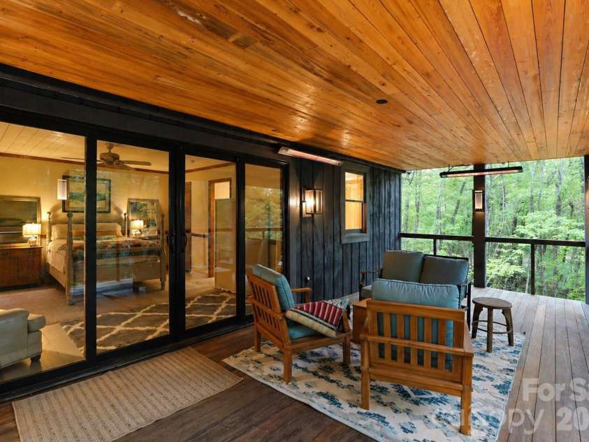 331 Quail Ridge Road, Lake Lure, NC 28746.  MLS# CAR4378555, YatesRealty ID 27517. 