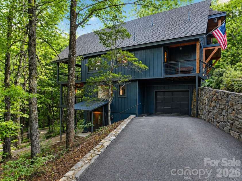 331 Quail Ridge Road, Lake Lure, NC 28746.  MLS# CAR4378555, YatesRealty ID 27517. 