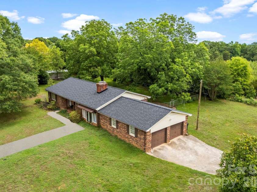 2829 Bettis Road, Grover, NC 28073.  MLS# CAR4386949, YatesRealty ID 27518. 
