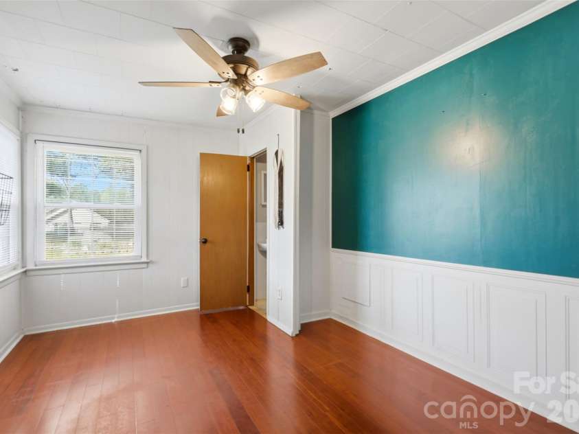 2670 Olivers Cross Road, Newton, NC 28658.  MLS# CAR4365512, YatesRealty ID 27521. 