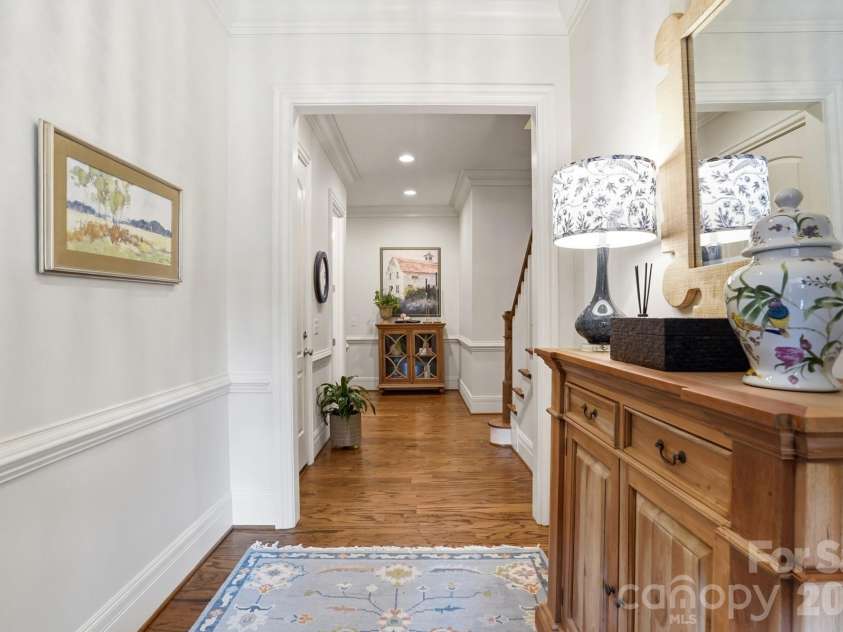 5212 Shepley Court, Charlotte, NC 28226.  MLS# CAR4365545, YatesRealty ID 27522. 