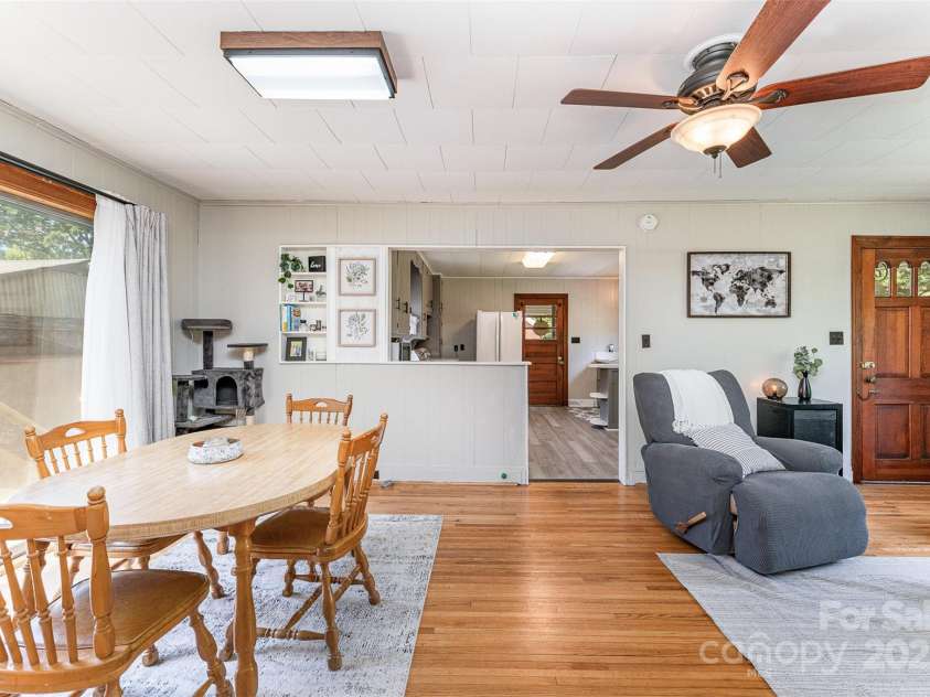 1102 13th Street, Kannapolis, NC 28083.  MLS# CAR4255636, YatesRealty ID 27523. 