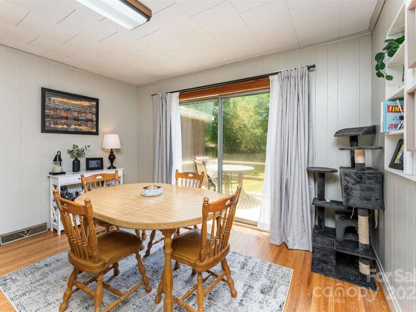 1102 13th Street, Kannapolis, NC 28083.  MLS# CAR4255636, YatesRealty ID 27523. 