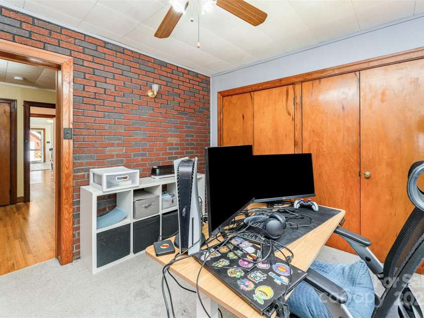 1102 13th Street, Kannapolis, NC 28083.  MLS# CAR4255636, YatesRealty ID 27523. 