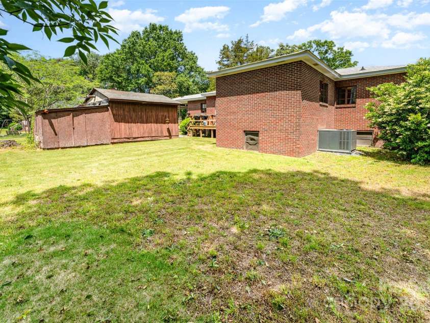 1102 13th Street, Kannapolis, NC 28083.  MLS# CAR4255636, YatesRealty ID 27523. 