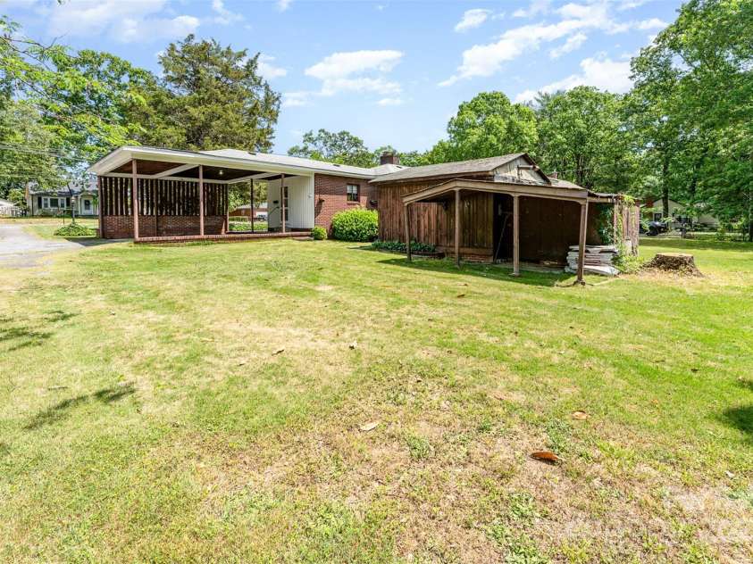 1102 13th Street, Kannapolis, NC 28083.  MLS# CAR4255636, YatesRealty ID 27523. 