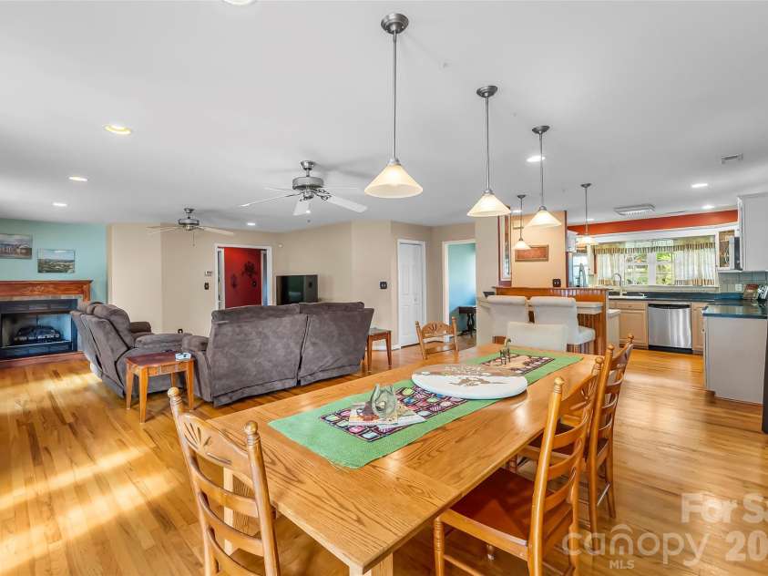 183 Greenlea Circle, Taylorsville, NC 28681.  MLS# CAR4382982, YatesRealty ID 27523. 