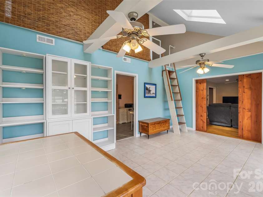 183 Greenlea Circle, Taylorsville, NC 28681.  MLS# CAR4382982, YatesRealty ID 27523. 