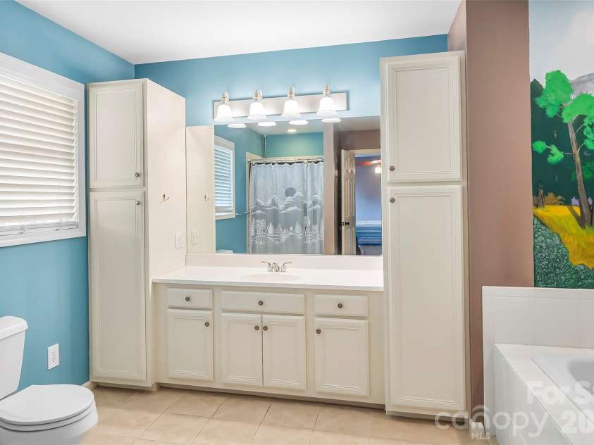 183 Greenlea Circle, Taylorsville, NC 28681.  MLS# CAR4382982, YatesRealty ID 27523. 