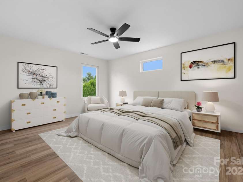 1076 Henderson Street, Marion, NC 28752.  MLS# CAR4265053, YatesRealty ID 27526. 