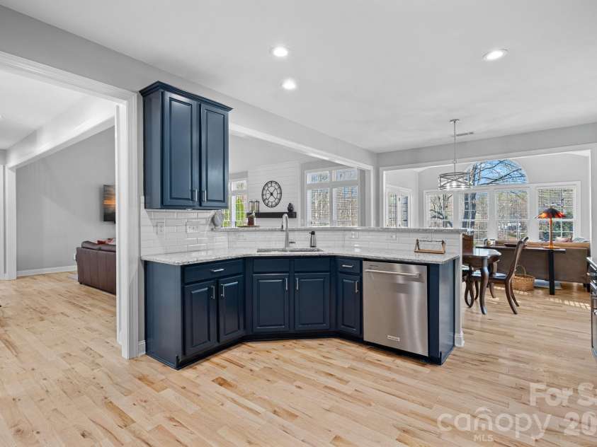 2474 Green Point Lane, Denver, NC 28037.  MLS# CAR4356317, YatesRealty ID 27526. 