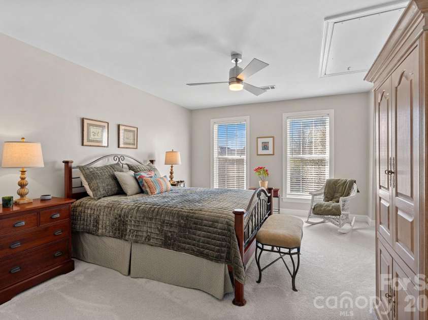 2474 Green Point Lane, Denver, NC 28037.  MLS# CAR4356317, YatesRealty ID 27526. 